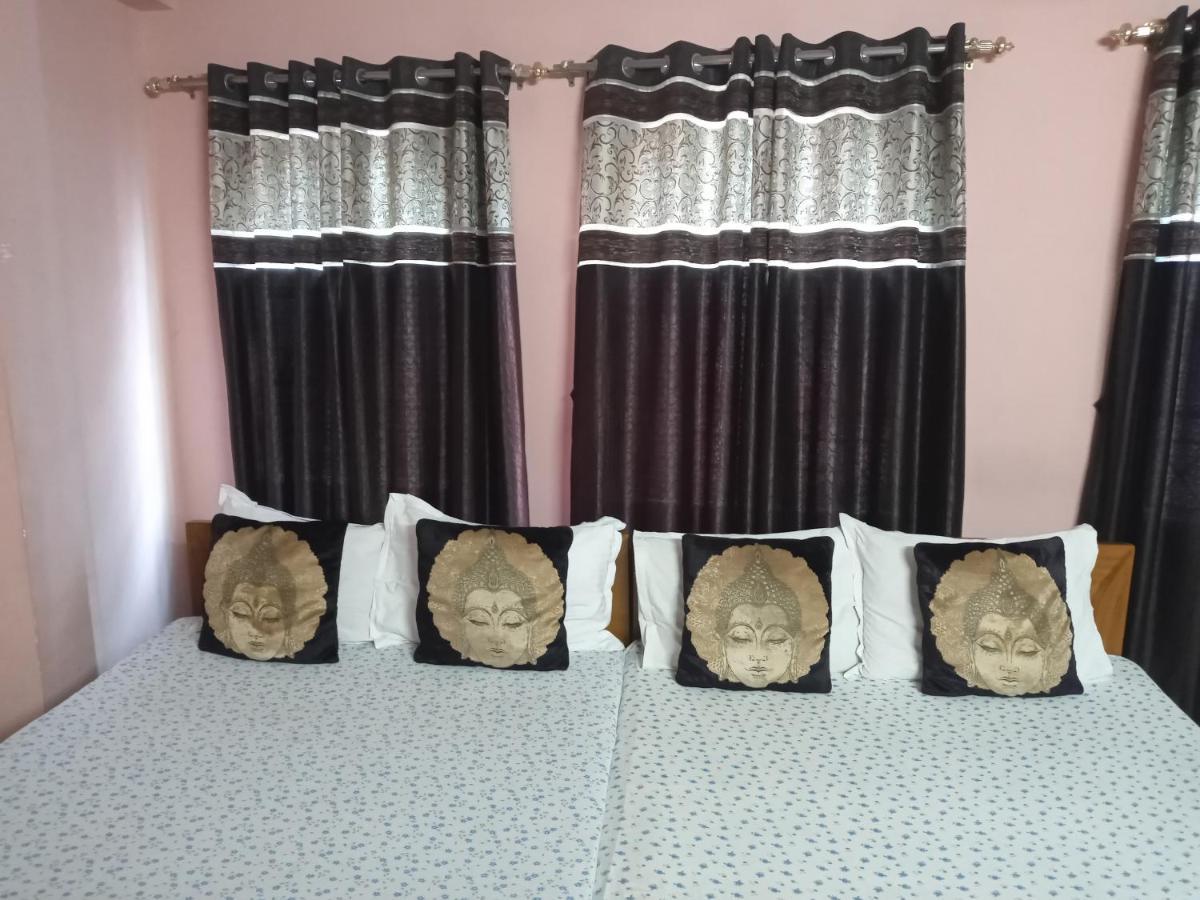 Hotel Royale Kolkata Bagian luar foto