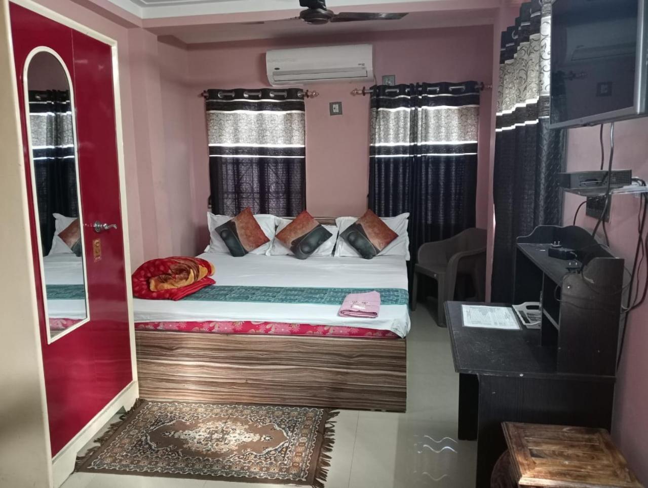 Hotel Royale Kolkata Bagian luar foto