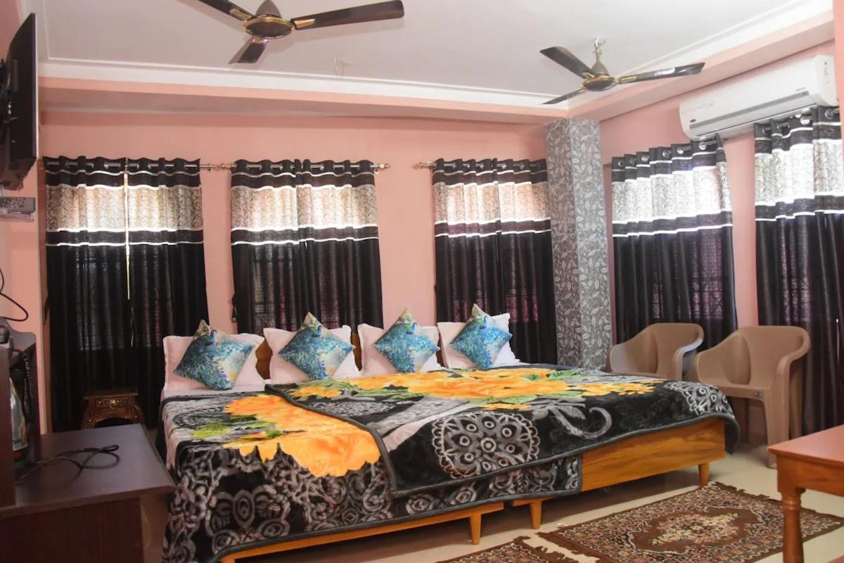 Hotel Royale Kolkata Bagian luar foto